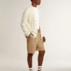 Weisse Herren-Strickjacke aus Baumwolle mit Zopfmuster und blauen Rippen
