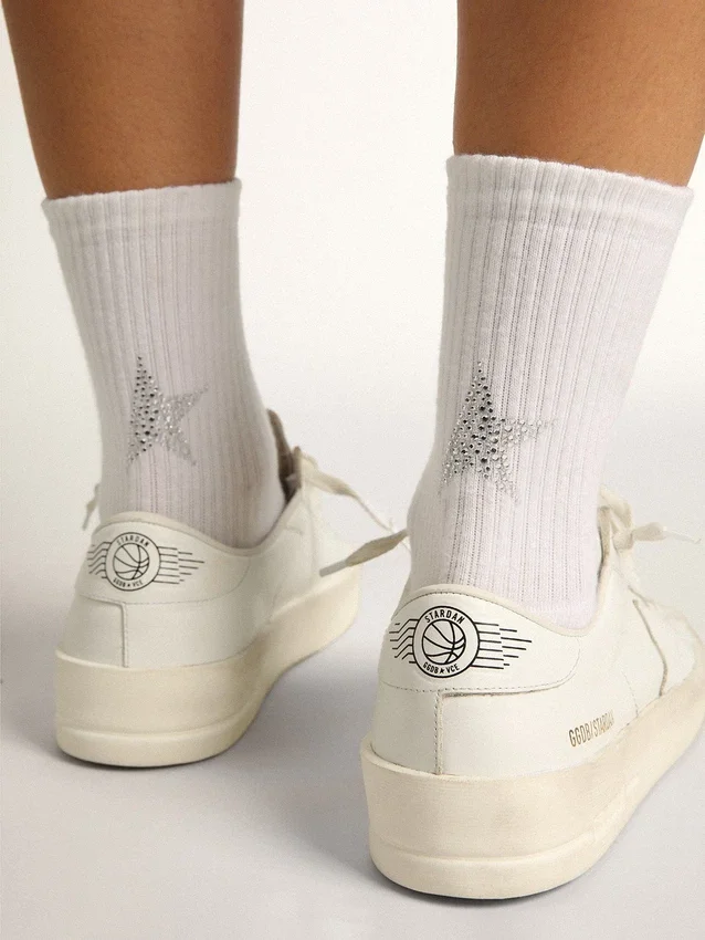 Weisse Socken mit Kristallstern auf der Rückseite