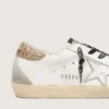 Weisse Super-Star-Damensneaker aus Leder mit glitzernder Fersenlasche