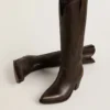 Wish Star-Stiefel aus dunkelbraunem Leder mit ton-in-ton gesticktem Stern