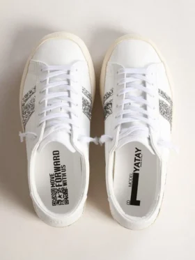 Yatay Modell 1B – nachhaltige Sneaker mit weissem, biobasiertem Obermaterial und silbernem, recyceltem Glitzer Y