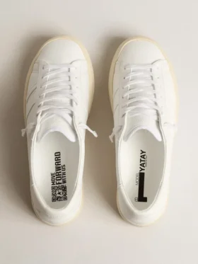 Yatay Modell 1B – nachhaltiger Sneaker mit weissem, biobasiertem Obermaterial und weissem Y