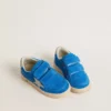 Young Ball Star aus hellblauem Wildleder mit grauem Nubuk-Stern und Fersenlasche