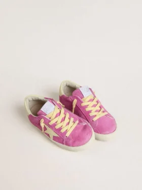 Young Super-Star aus rosa Wildleder mit hellgelbem Stern und Fersenlasche